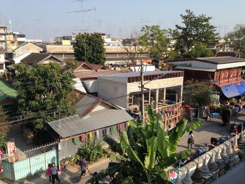 White Monkey Guesthouse Phetchaburi Exterior photo